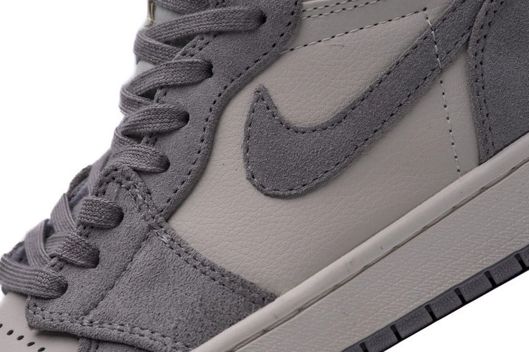 Pale High Ivory Retro 1  (W) Jordan air AH7389-101  1024